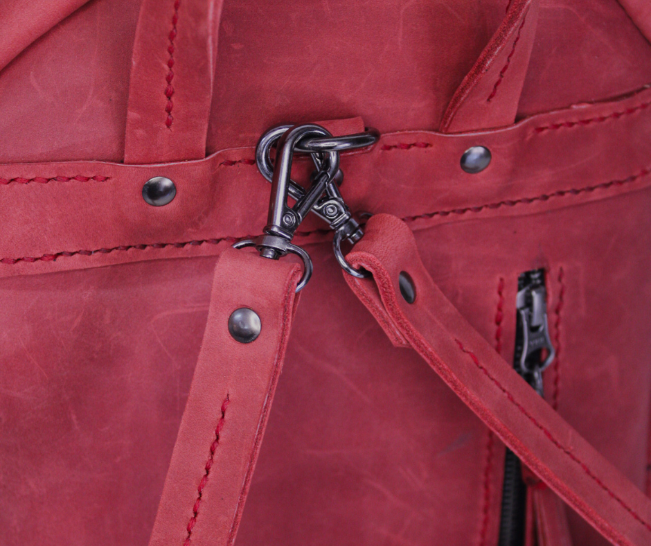 La Petite Leather Ladies Backpack - Red Edition