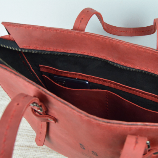 Premium Naomi Leather Handbag 2.1 - Red Edition