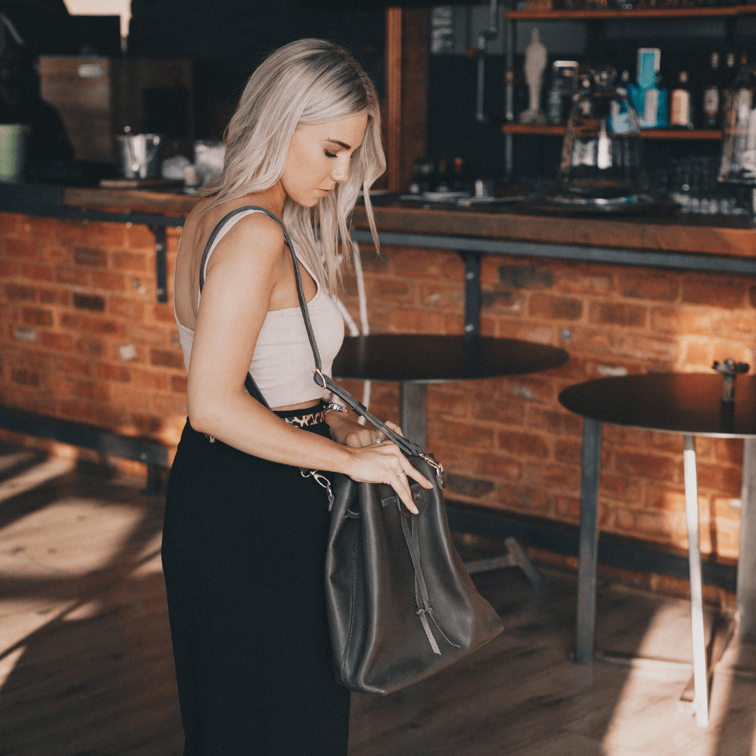 Batseba Bucket Leather Bag - SWISH AND SWANK