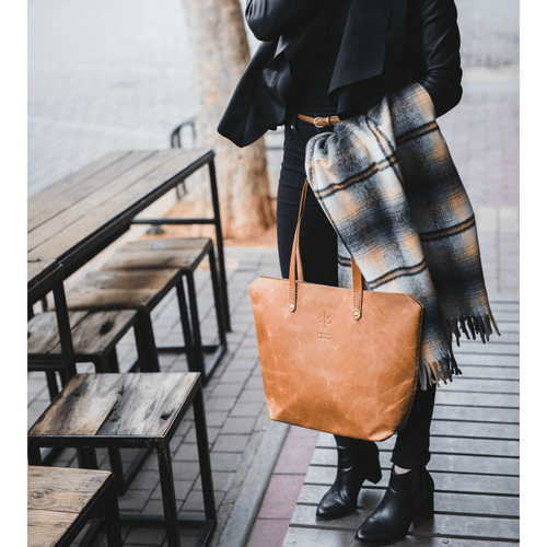 Classic Eve Leather Tote - SWISH AND SWANK