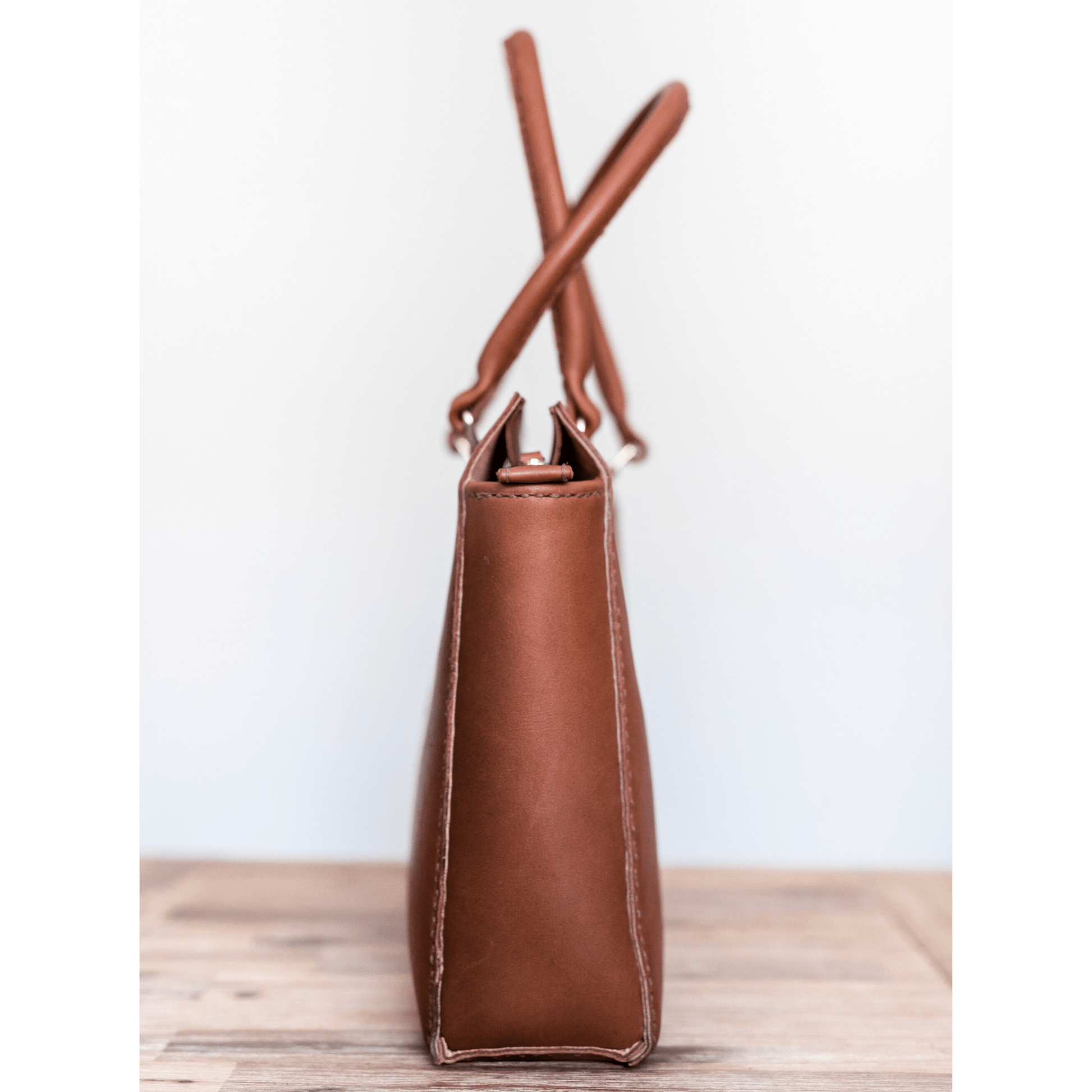Classic Naomi Leather Handbag - SWISH AND SWANK