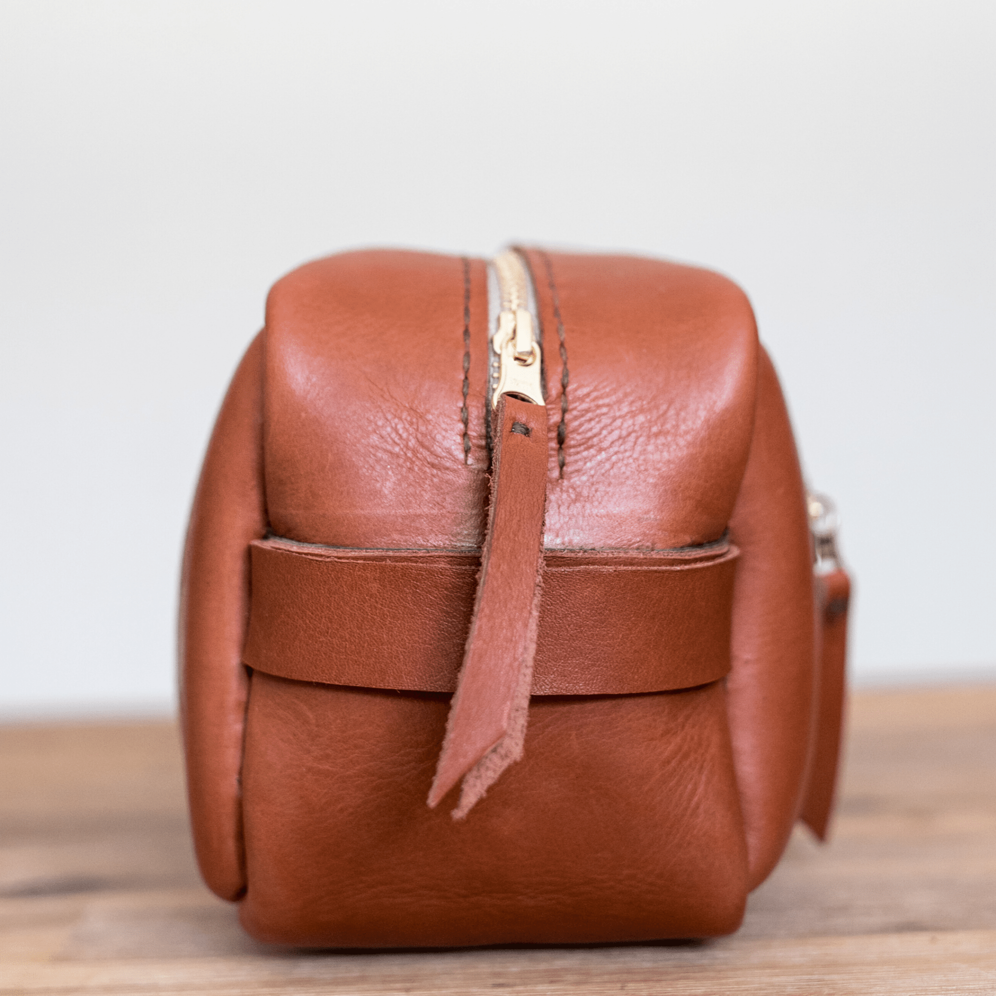 Unisex Genuine Leather Toiletry Bag - SWISH AND SWANK